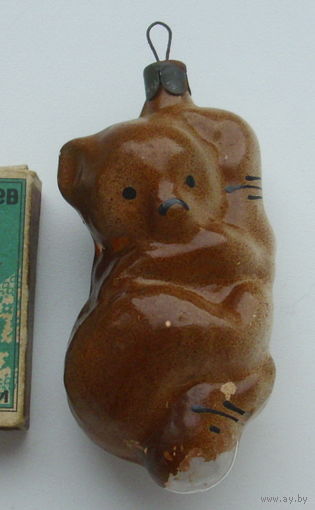 Ёлочная игрушка. Мишка на берёзе.