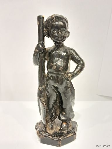 Все лоты с 1р.Мальчик с лопатой чугун