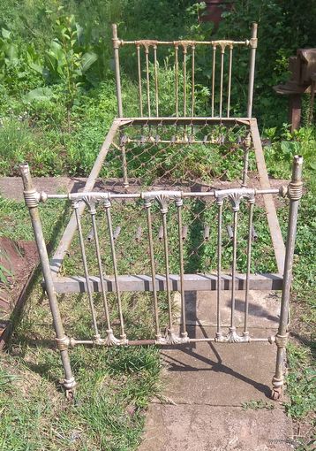 Кровать железная складная (походная). Межвоенный период.
