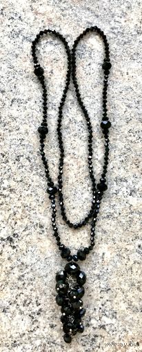 Колье. Сотуар