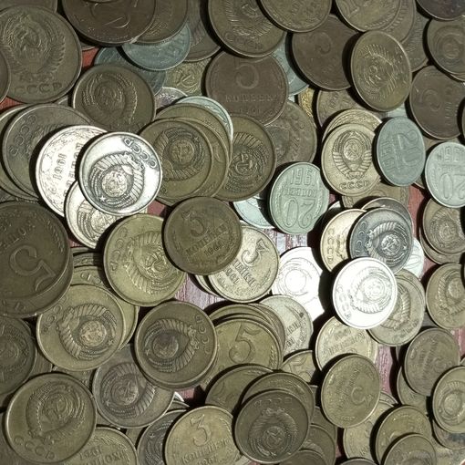 Монеты СССР 1961-1963, 1967-1991 гг. - 617 монет в комплекте с копилкой