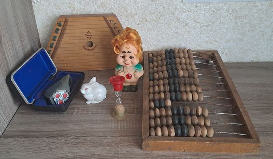 С рубля. Предметы времён СССР одним лотом.