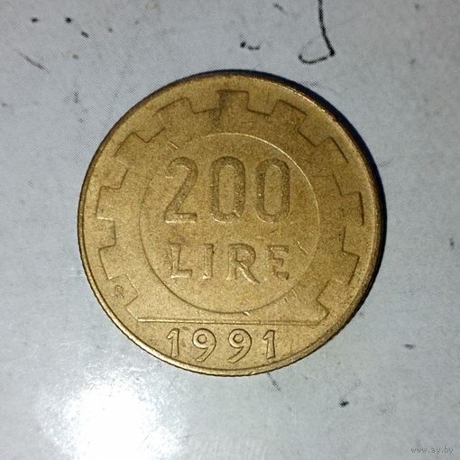 200 лир 1991 года Италия. Итальянская Республика. Родная патина!