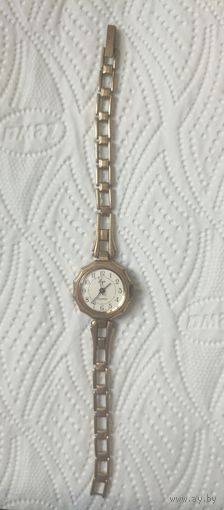 Часы луч женские позолоченные рабочие