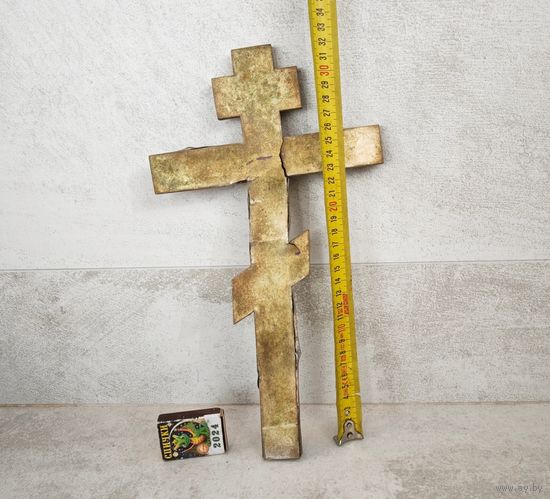 Напрестольный крест