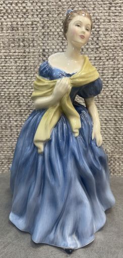 Английская винтажная фарфоровая статуэтка Royal Doulton Адриенна, женщина в синем платье. Высота 20 см. 1963 год.
