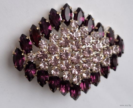 Аметистовая брошь. Фигурный ромб. Кристаллы. Чехословакия