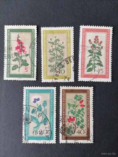 ГДР 1960 Полная серия марок "Домашние лекарственные растения" (гашение) Mi.757-761 каталог 6.00 евро