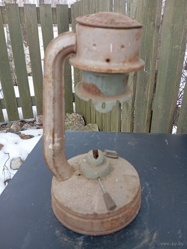 Керосиновая лампа .