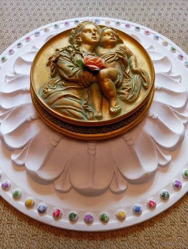 - Панно ЖОЗЕФИНА С МЛАДЕНЦЕМ НАПОЛЕОНОМ II из серии реплики мировых шедевров