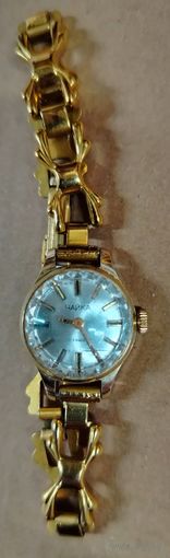 Винтажные наручные часы чайка 17 камней производство СССР браслет Au