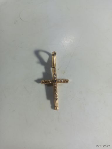 Крестик 585 пробы . весом 6 гр. , проба и гос. клеймо присутствует. ручная работа , делался под заказ.