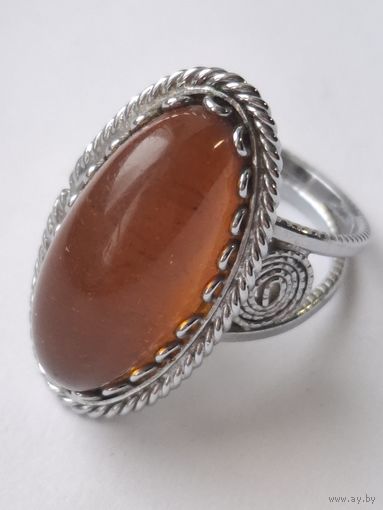 Крупный перстень. Кольцо. Янтарь. СССР