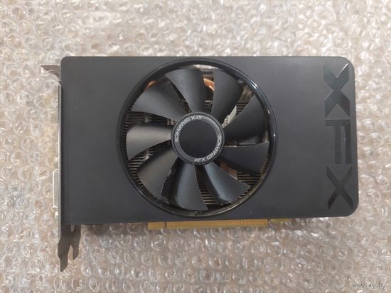 Видеокарта XFX R7 260X 2GB GDDR5, в отличном состоянии, пол года назад обслуживалась, стоит в ПК.