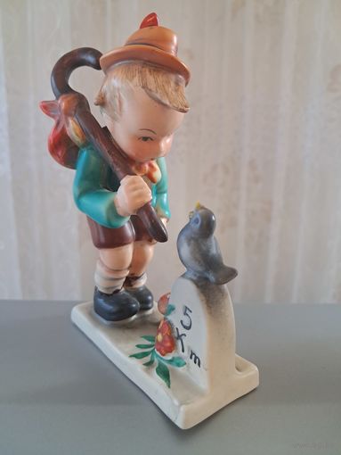 Фарфоровая статуэтка. ГЕРМАНИЯ