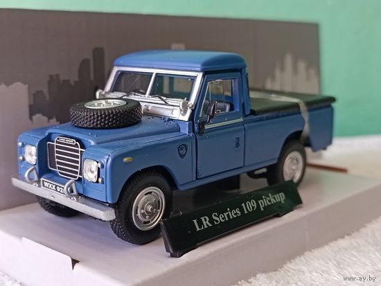 Land Rover 109 pickup (Cararama)