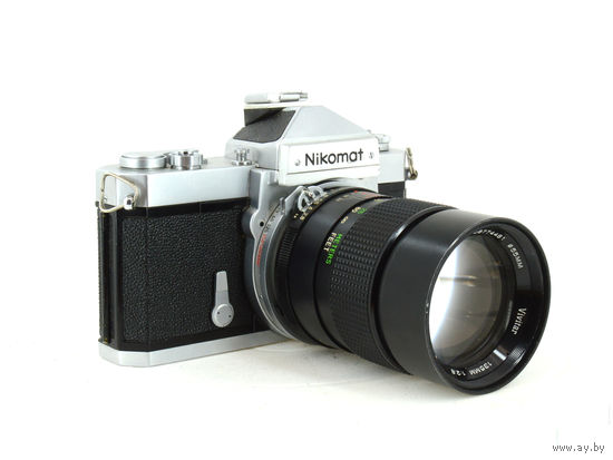Фотоаппарат Nikon Nokomat FT с объективом Vivitar 2.8/135