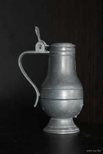 Оловянный, декоративный, миниатюрный кувшин.