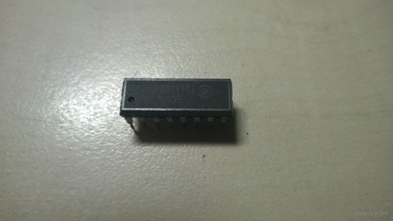 Микросхема КР1021УР1 б/у.
