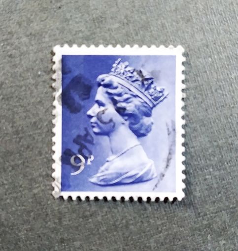 Марка Великобритания 1976 год Королева Елизавета II
