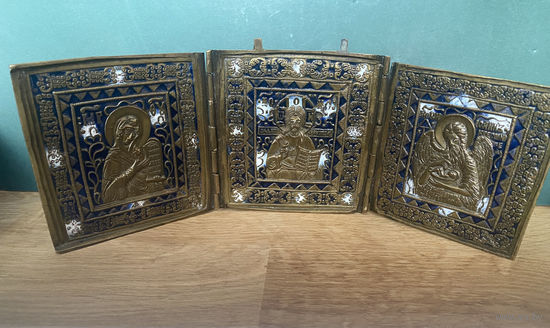Складень Деисус Поясной, трёхстворчатый, эмали.