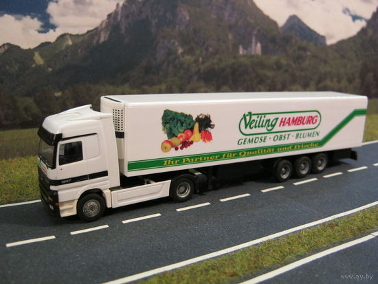 Модель грузового автомобиля Mercedes-Benz Actros (10). Масштаб HO-1:87.
