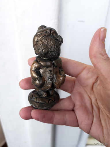 Лот С 1 РУБЛЯ! много лотов! Сувенирная фигурка Мишка "Паддингтон" (темная бронза патина)