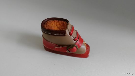 Игольница ссср, ботинок