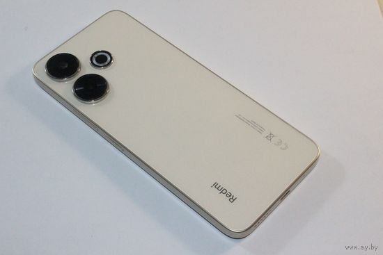 Телефон Xiaomi Redmi 13 8GB/256GB с NFC международная версия (солнечный желтый)