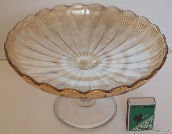 Конфетница цветное стекло (Неман) СССР