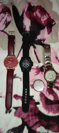 Часы кварцевые Север + 2 на восстановление