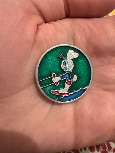 Ну погоди значок