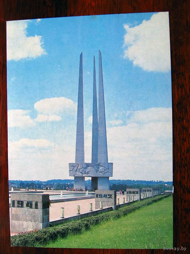 С006-3337 Открытка Витебск Площадь Победы Фото Захарченко 1984 Чистая