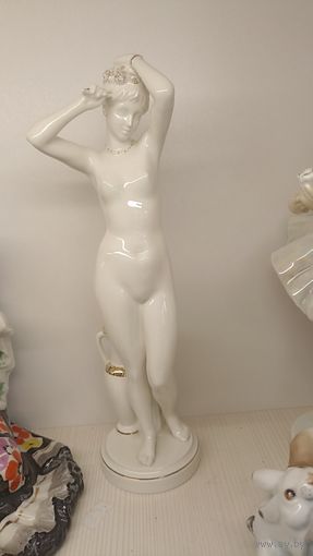 Статуэтка фарфор, НЮ, большая,в идеальном состоянии