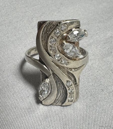 Кольцо серебряное 925 пробы. 55