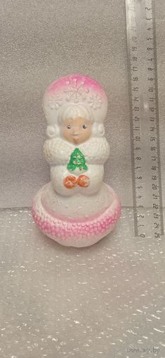 Снегурочка из пенопласта. 8