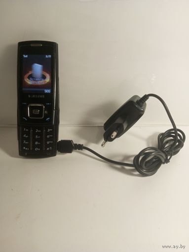 Мобильный телефон слайдер Samsung