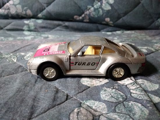 Модель автомобиля  90-е