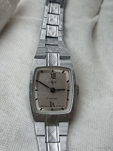 НАРУЧНЫЕ МЕХАНИЧЕСКИЕ ЧАСЫ ЛУЧ