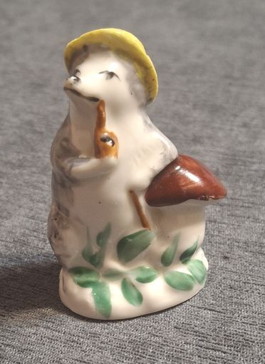 Ёжик с трубкой у гриба городница распродажа коллекции