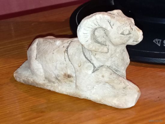 Статуэтка - Горный Козел " АРХАР " . Камень  .