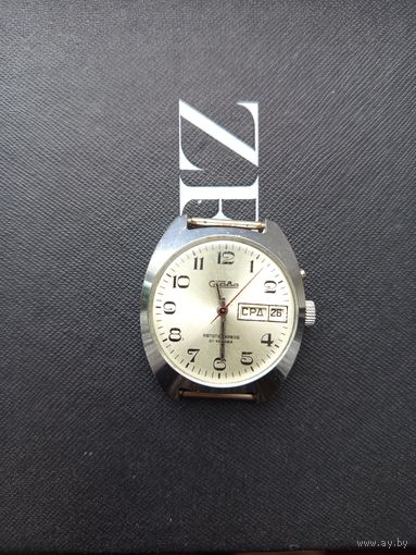 Часы Слава СССР 27 камней, двойной календарь, автоподзавод