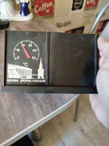 Механический градусник ссср,карболит,с рубля