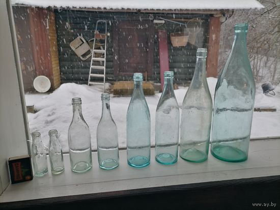 Набор водочных бутылок царской России