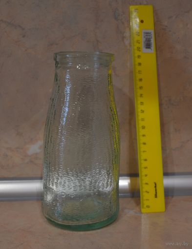 Банка, старая Болгария "Термични". Объём 0,7 литра.