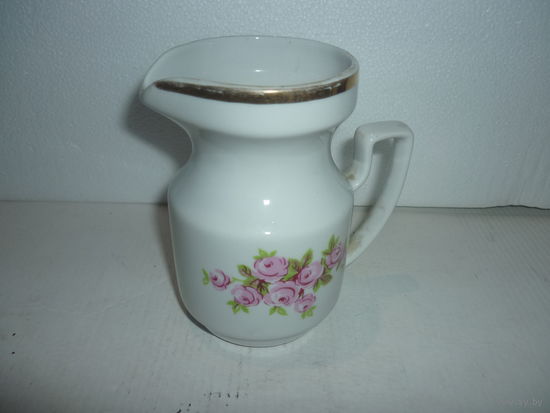 Сливочник Фарфор Рига. СССР