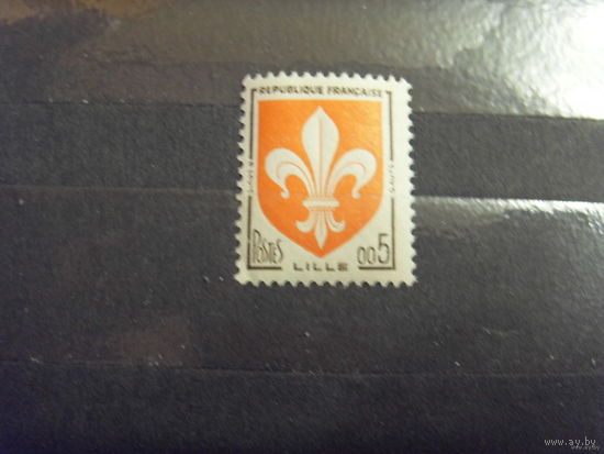 1960 Франция чистая MNH** герб (2-9)