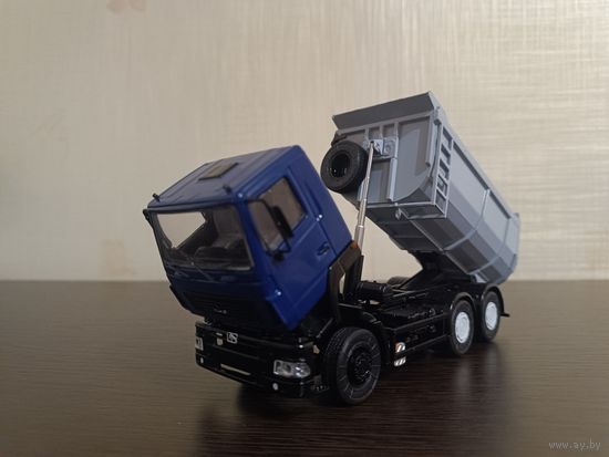 МАЗ 6501