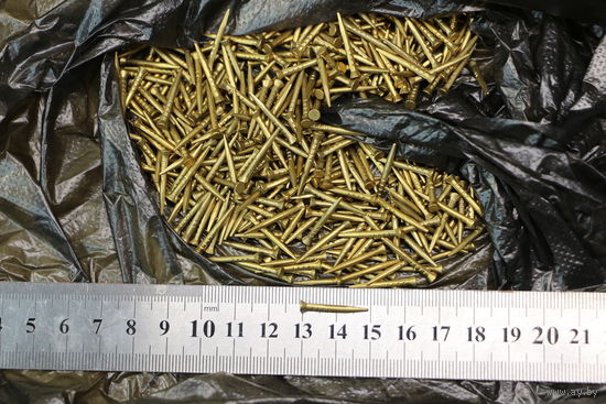 Гвозди латунные СССР. 200 гр. 430 шт +/- новые. Распродажа коллекции вещей. С РУБЛЯ! АУКЦИОН!