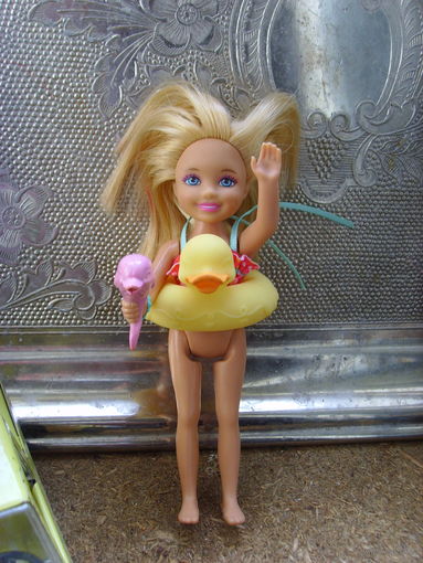 Кукла . Пляжная Челси . Mattel